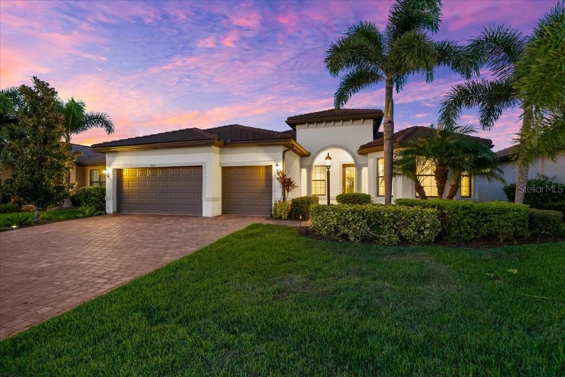 16741 Ellsworth Ave., Bradenton, FL 34202