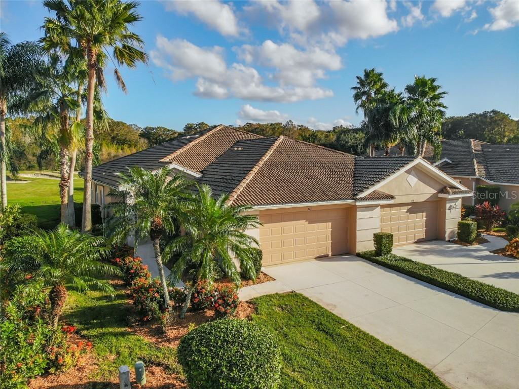 375 Fairway Isles Ln., Bradenton, FL 34212