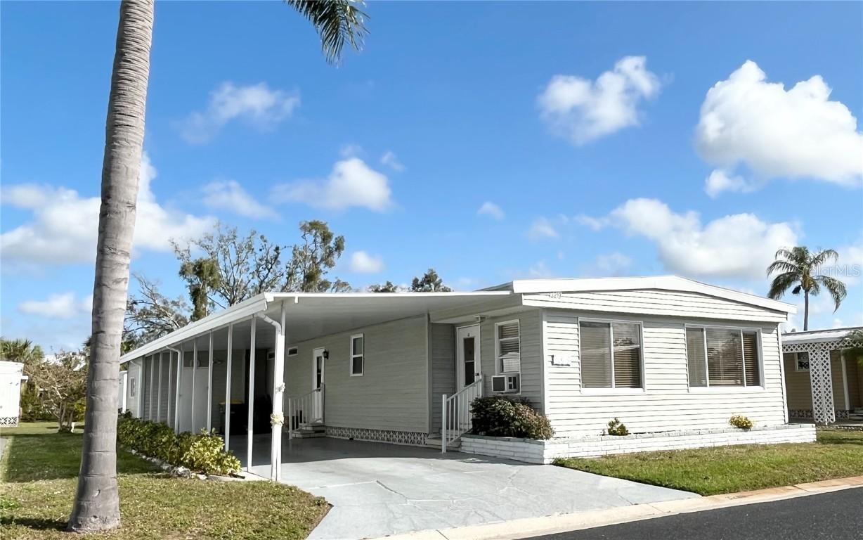 3219 Aspen Ter., Sarasota, FL 34237