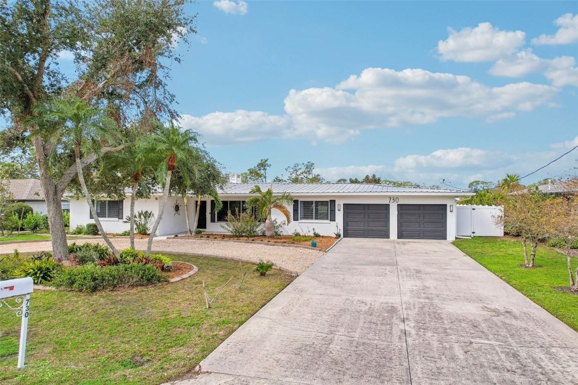 730 Magellan Dr., Sarasota, FL 34243
