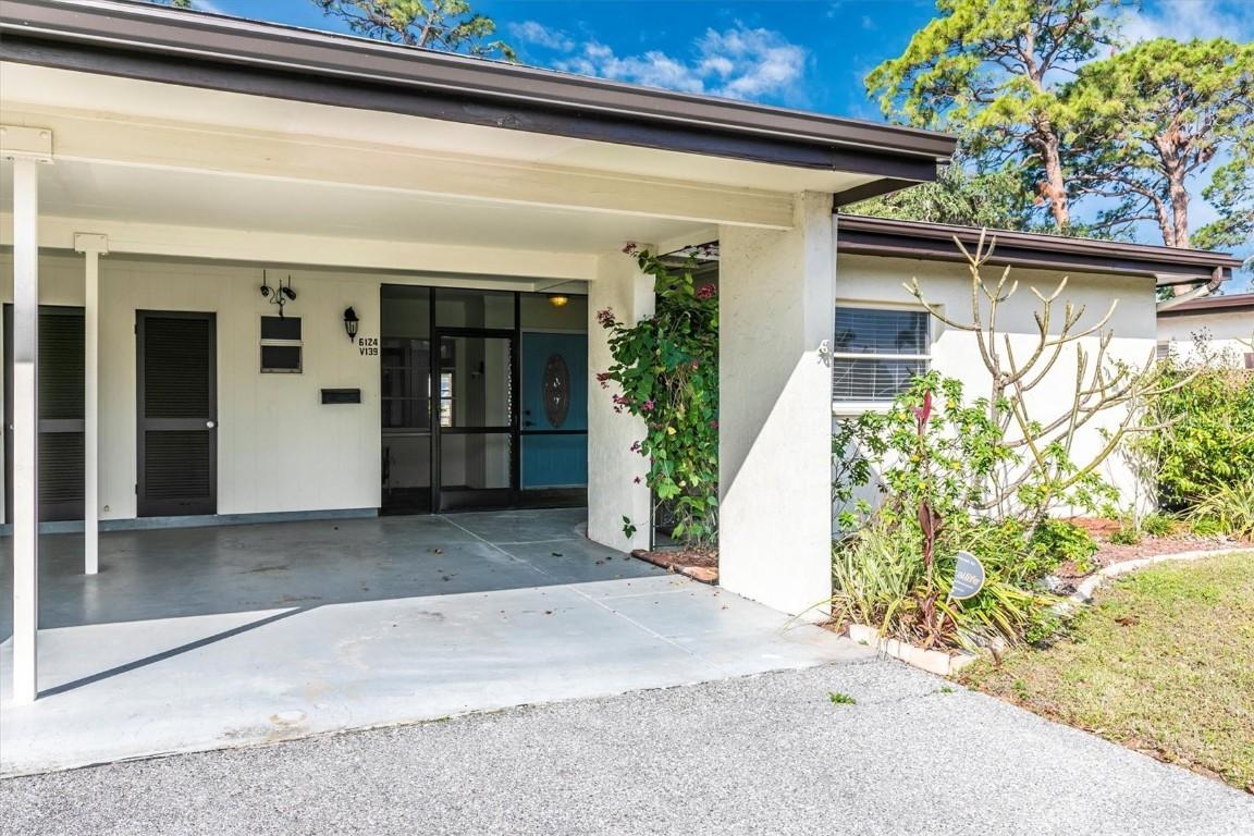 6124 Green View Dr. #139, Sarasota, FL 34231
