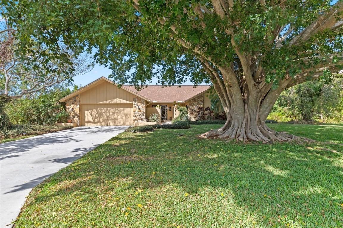 3970 Country View Dr., Sarasota, FL 34233