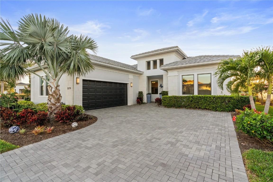 5074 Surfside Cir., Bradenton, FL 34211