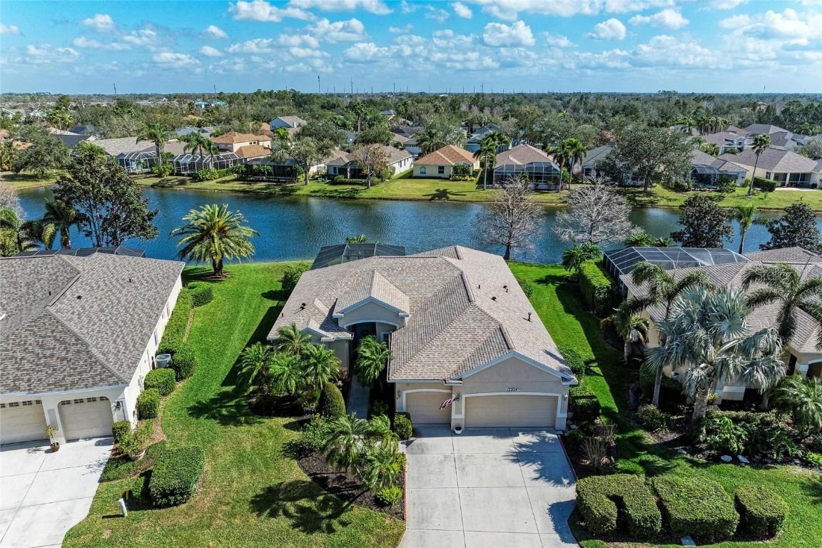 13324 Purple Finch Cir., Lakewood Ranch, FL 34202
