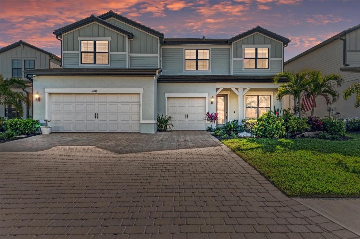 16438 Slate Pl., Lakewood Ranch, FL 34211