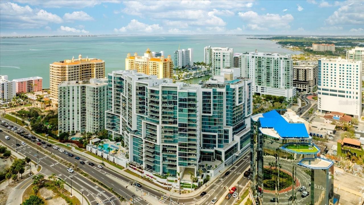 1155 N Gulfstream Ave. #1709, Sarasota, FL 34236