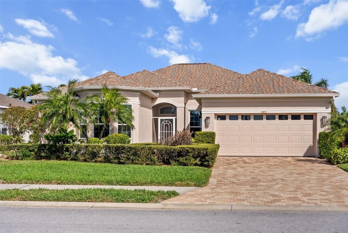 4805 52nd Ave., Bradenton, FL 34210