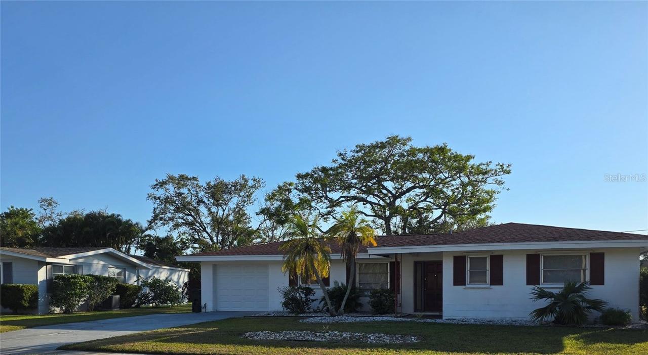 3036 Lockwood Ter., Sarasota, FL 34231