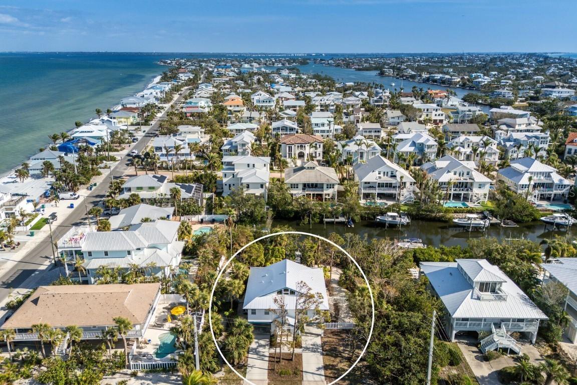 527 Magnolia Ave., Anna Maria, FL 34216