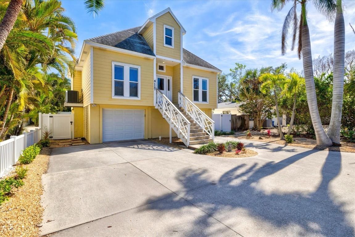 4117 Roberts Point Cir., Sarasota, FL 34242