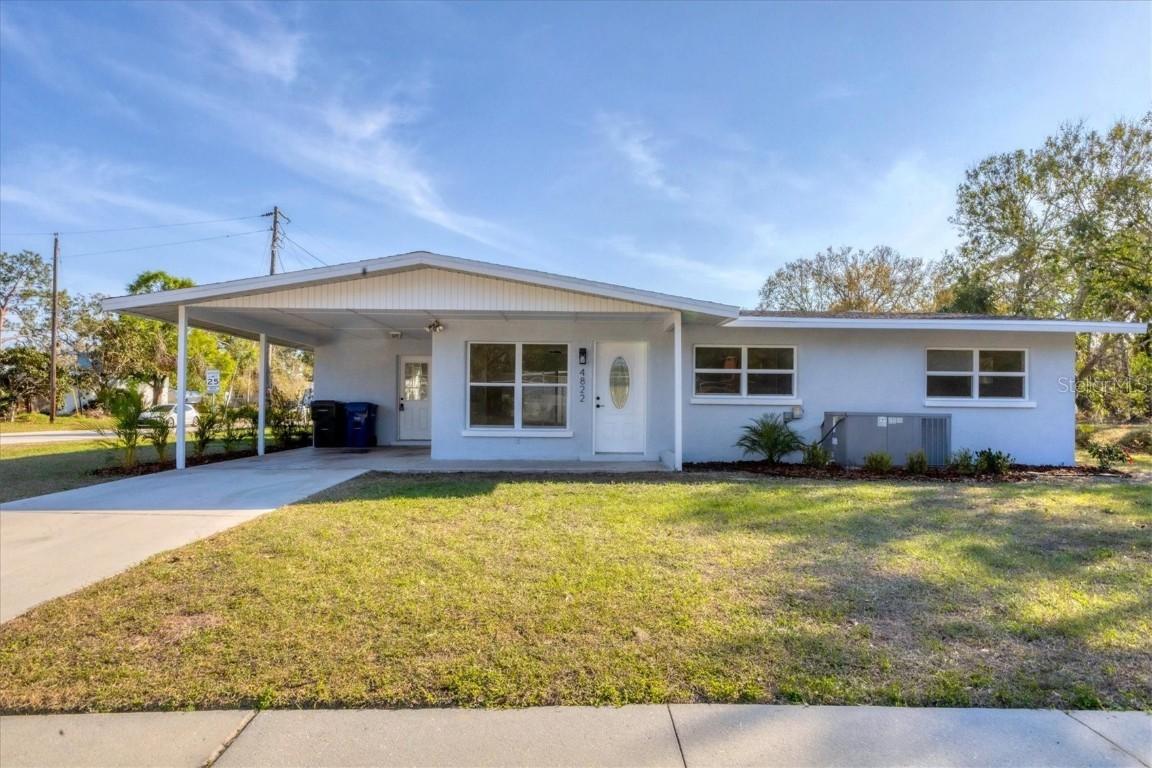 4822 Linwood St., Sarasota, FL 34232
