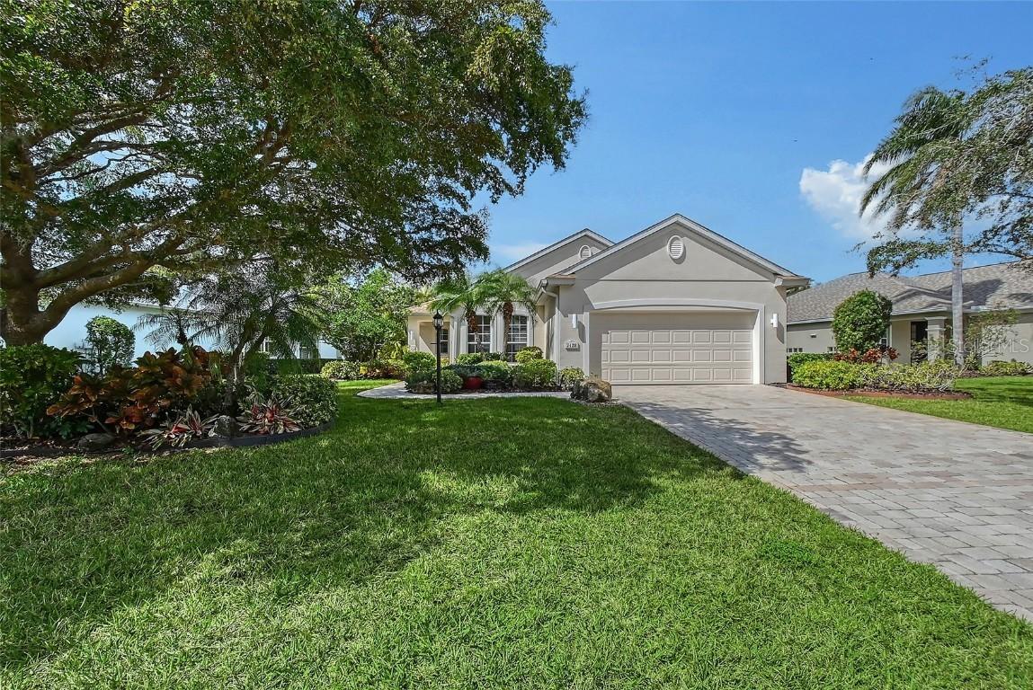 7428 Sea Island Ln., University Park, FL 34201