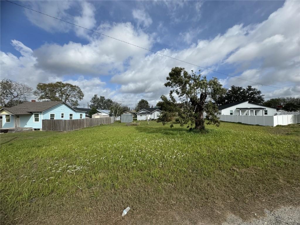 Gibson Ave., Lake Wales, FL 33853