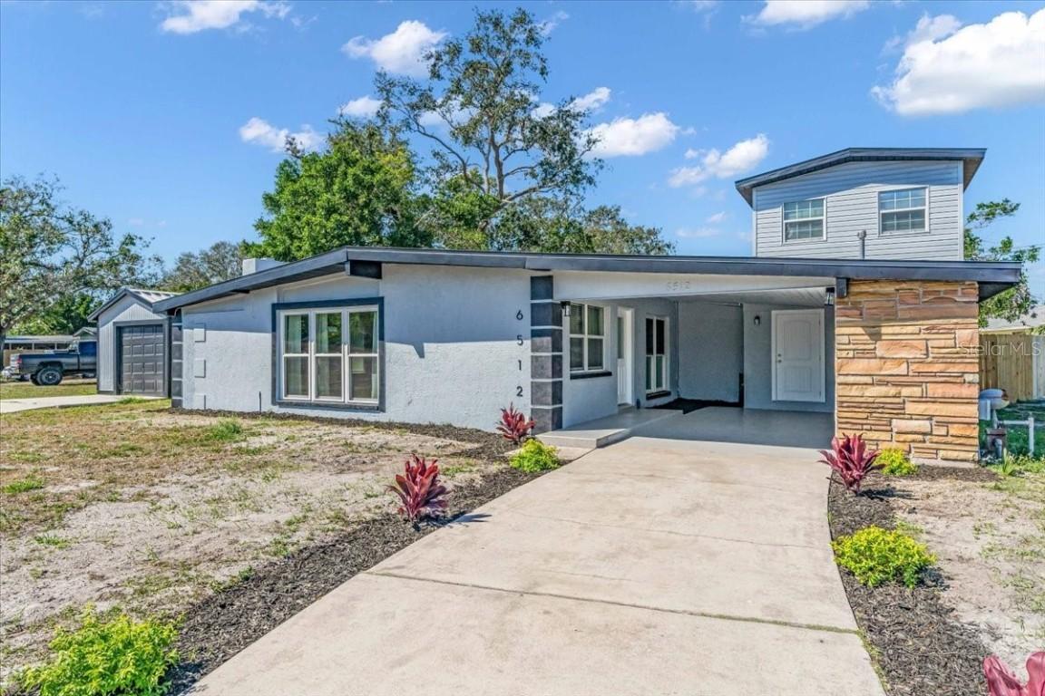 6512 Clemson St., Bradenton, FL 34207