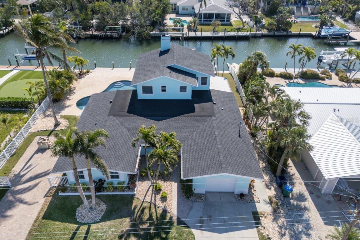 511 77th St, Holmes Beach, FL 34217