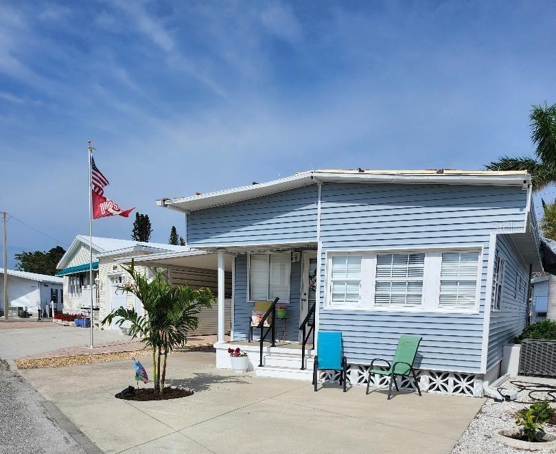 2207 Indiana Ave., Bradenton, FL 34207