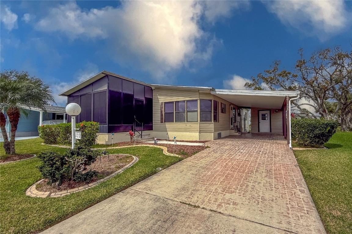 135 Hummingbird Ave., Ellenton, FL 34222