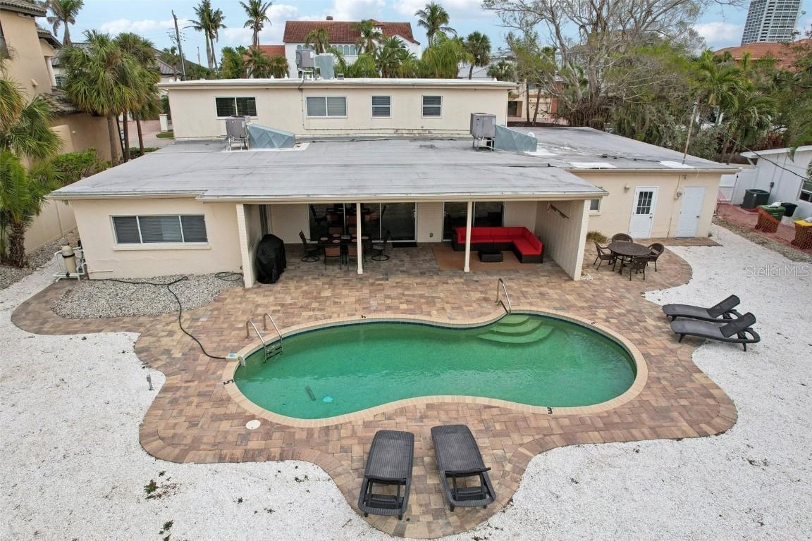 55 N Washington Dr., Sarasota, FL 34236