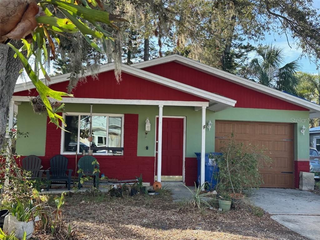 1782 Mississippi Ave., St Petersburg, FL 33703
