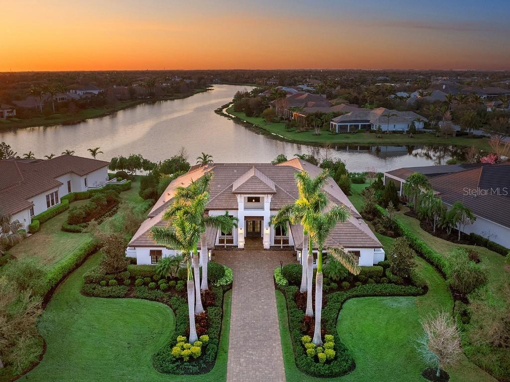 8016 Bowspirit Way, Lakewood Ranch, FL 34202