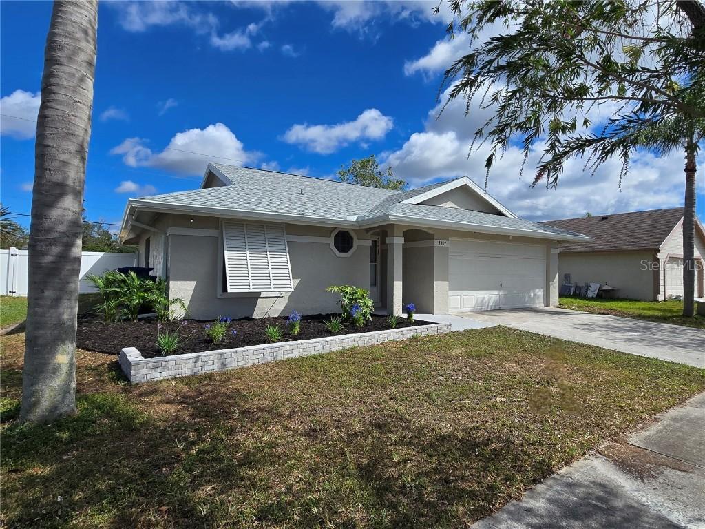 3507 65th Avenue Cir., Sarasota, FL 34243