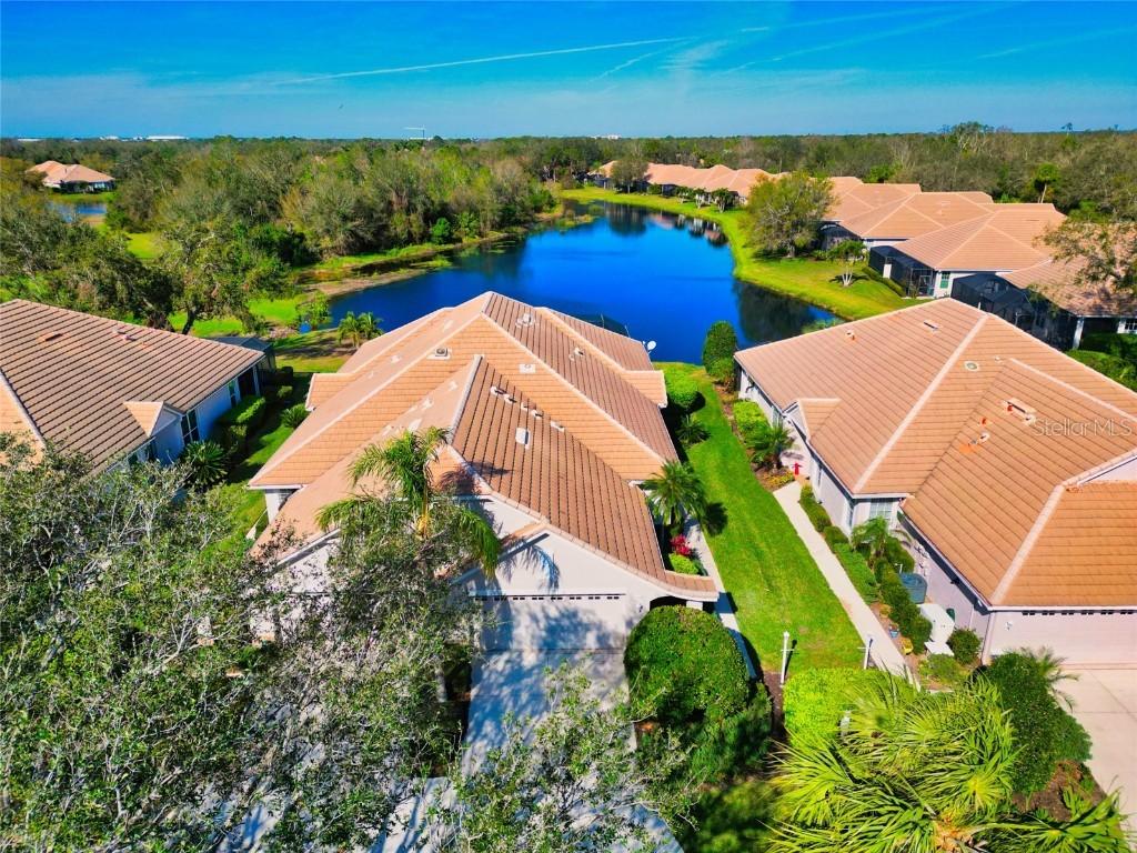 8310 Tartan Fields Cir., Lakewood Ranch, FL 34202