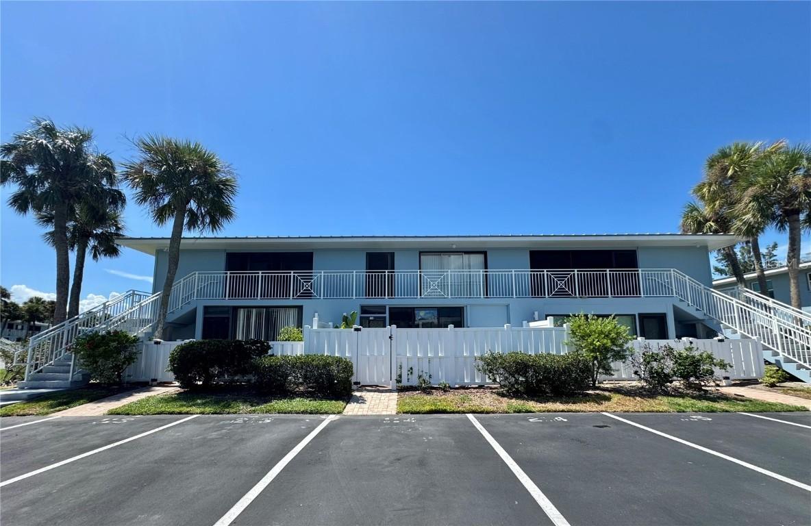 600 Manatee Ave. #114, Holmes Beach, FL 34217