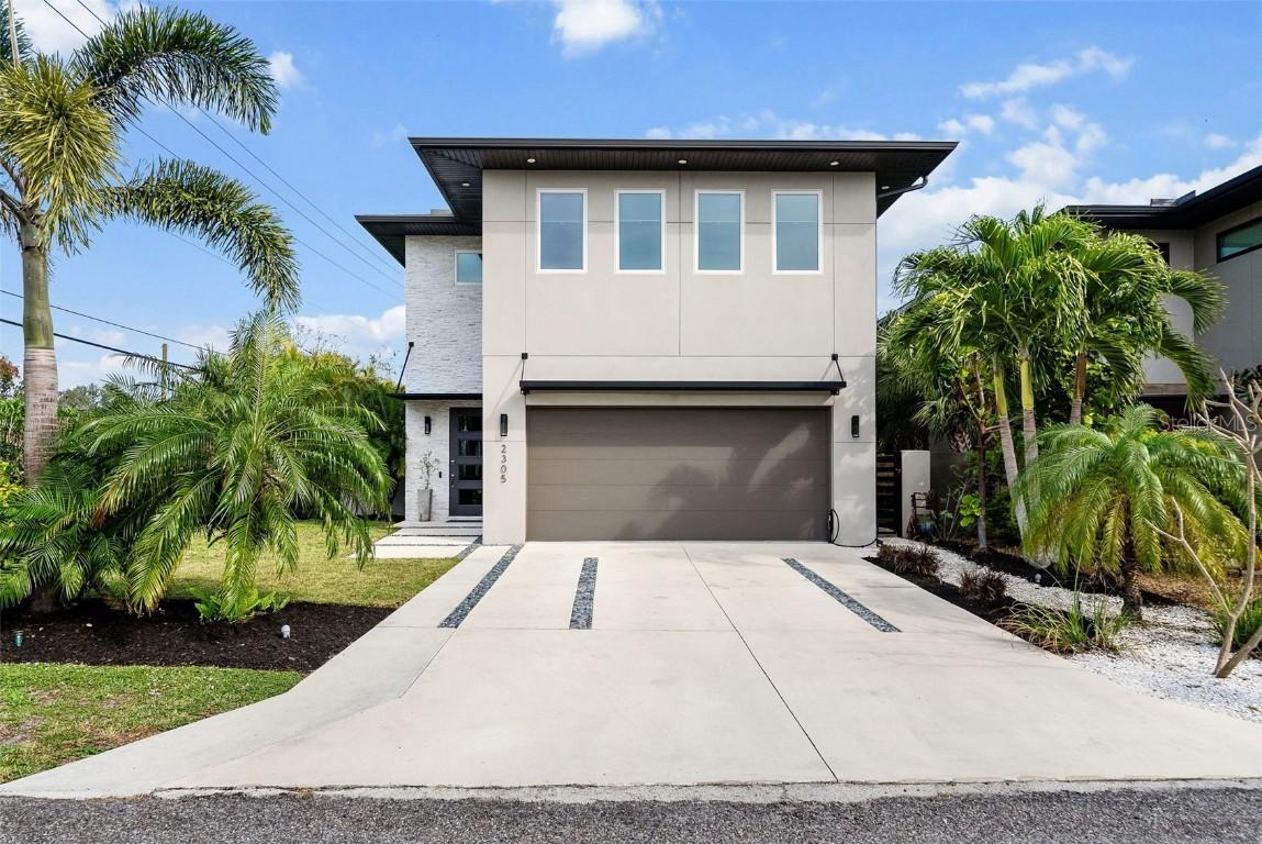 2305 Pine Ter., Sarasota, FL 34231