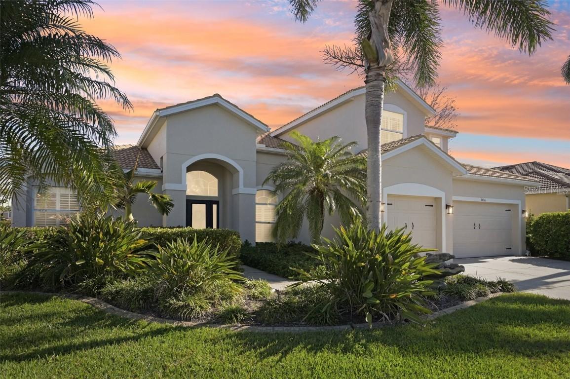 1655 Pinyon Pine Dr., Sarasota, FL 34240