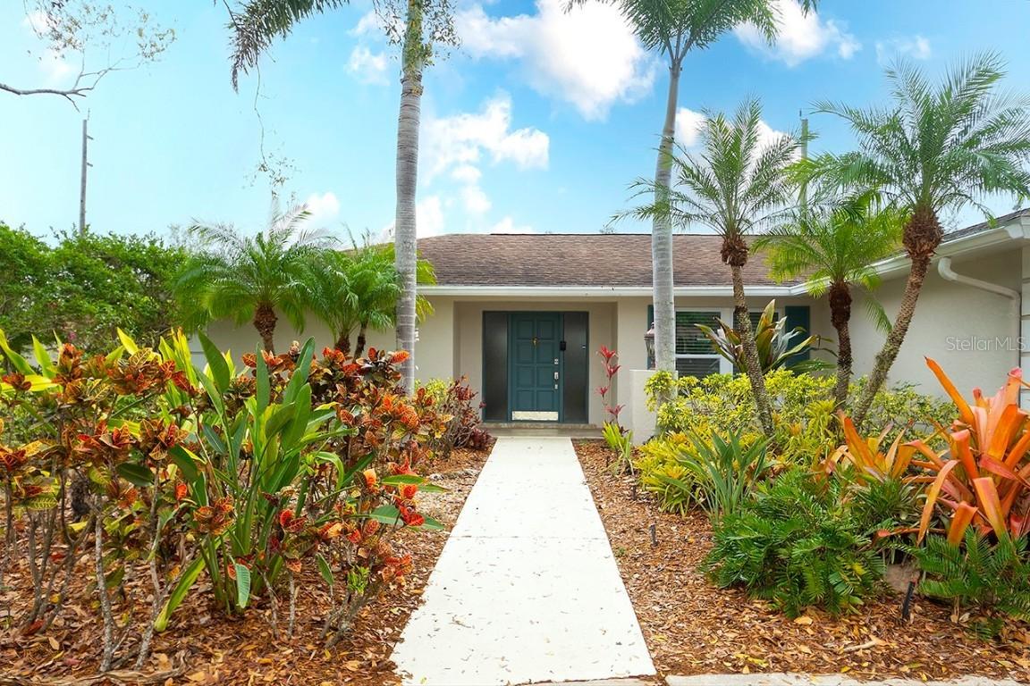 8111 Timber Lake Ln., Sarasota, FL 34243