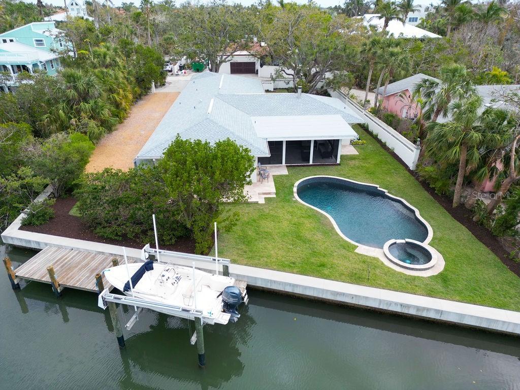110 Faubel St., Sarasota, FL 34242