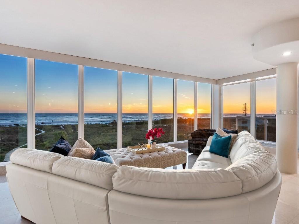534 Beach Rd., Sarasota, FL 34242