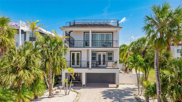 New Homes with In-ground Swimming Pools in Casanas: March 2nd to March 8th