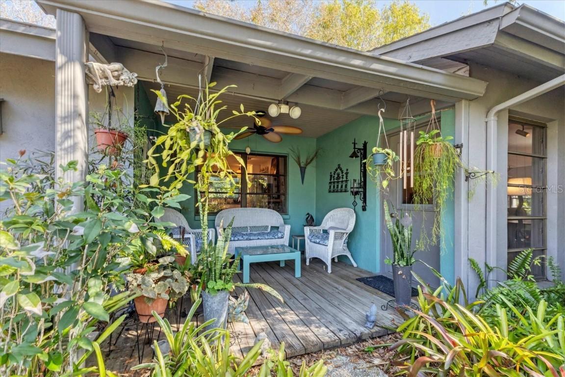1901 Deancroft Rd., Sarasota, FL 34235