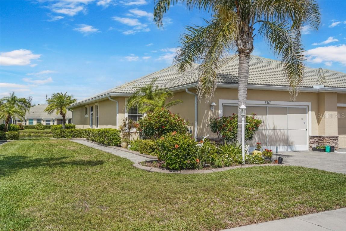 9847 Hawk Nest Ln., North Port, FL 34287
