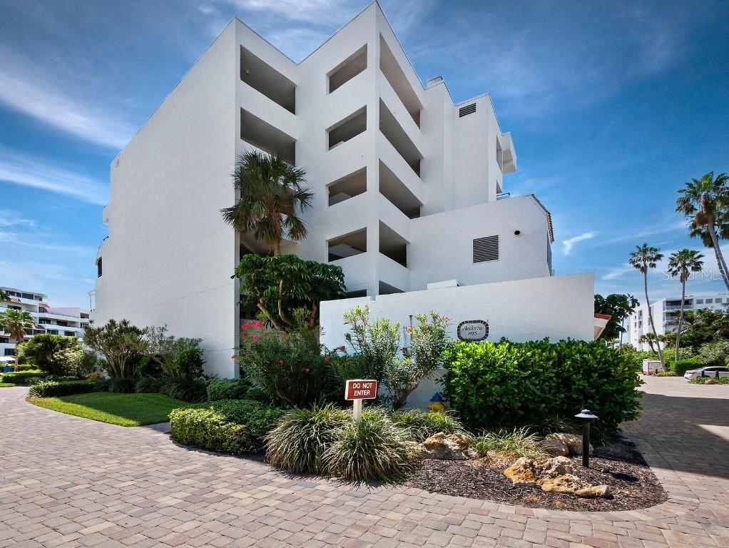 1485 Gulf Of Mexico Dr. #205, Longboat Key, FL 34228