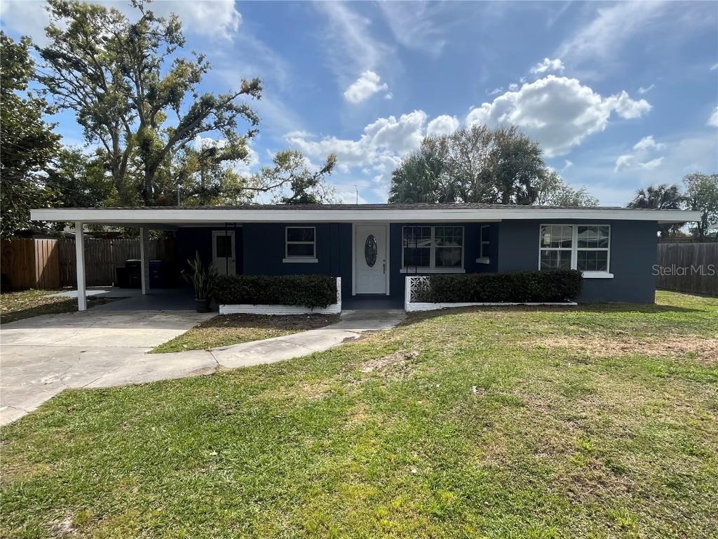 3826 Clover Ln., Sarasota, FL 34233
