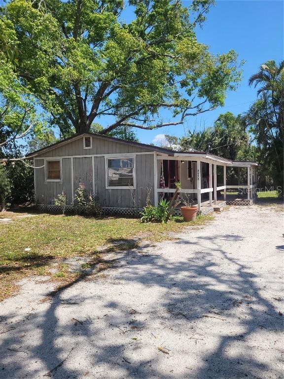 3933 Nelson Ave., Sarasota, FL 34231