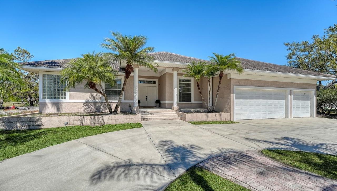 1030 Bahia Vista Ct., Sarasota, FL 34232