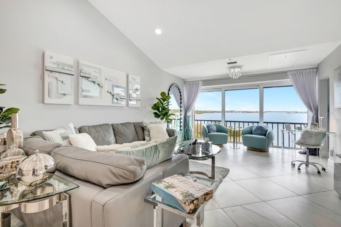 1602 Stickney Point Rd. #404, Sarasota, FL 34231
