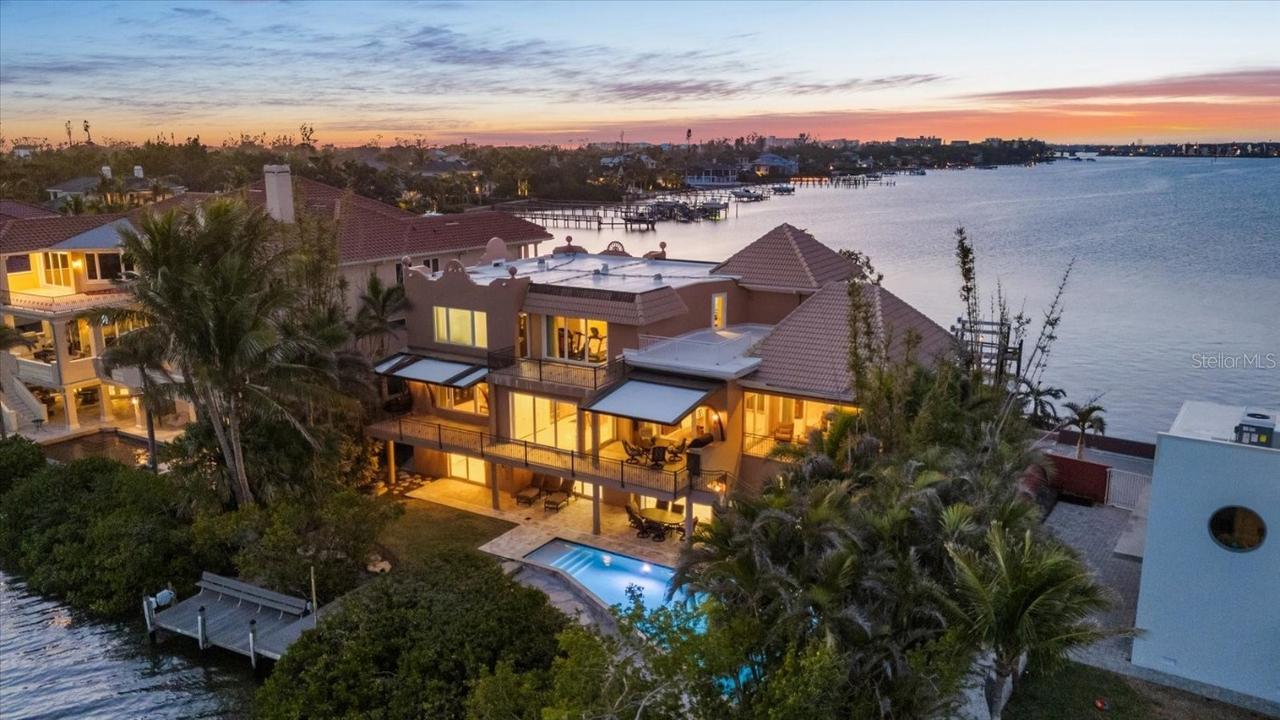 1364 Point Crisp Rd., Sarasota, FL 34242