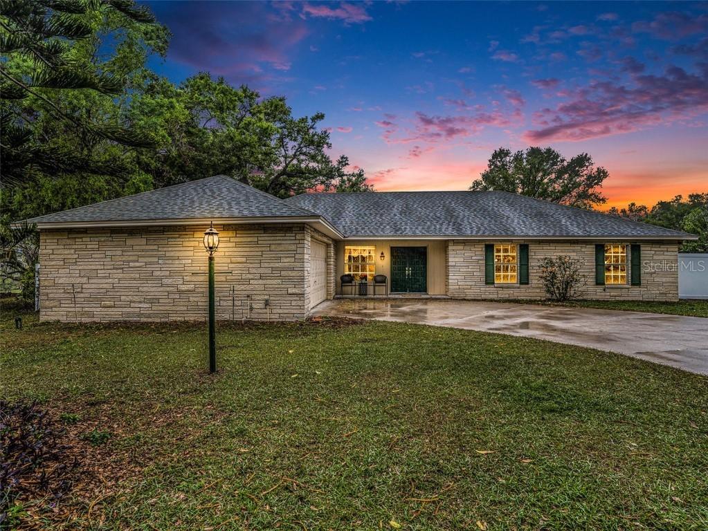 2206 Spyglass Hill Cir., Valrico, FL 33596