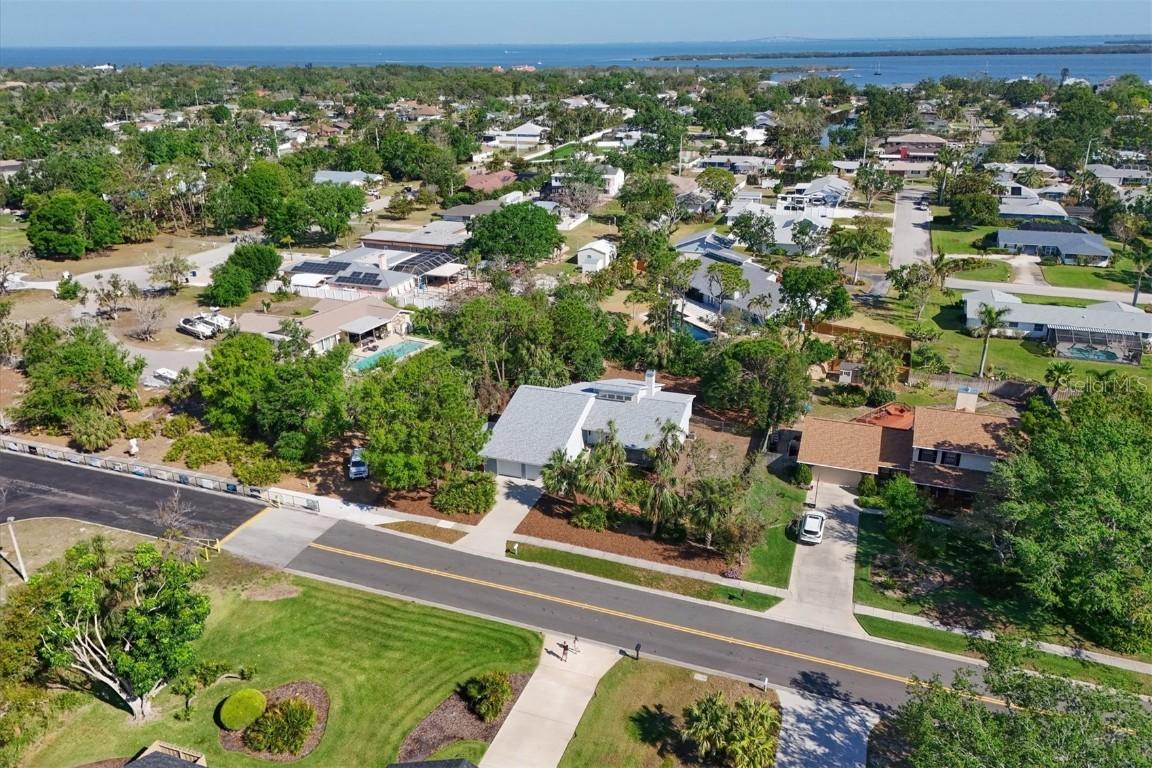7816 15th Ave., Bradenton, FL 34209