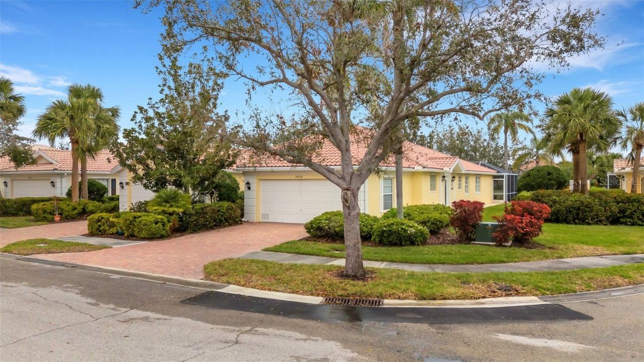 5609 Modena Pl., Sarasota, FL 34238