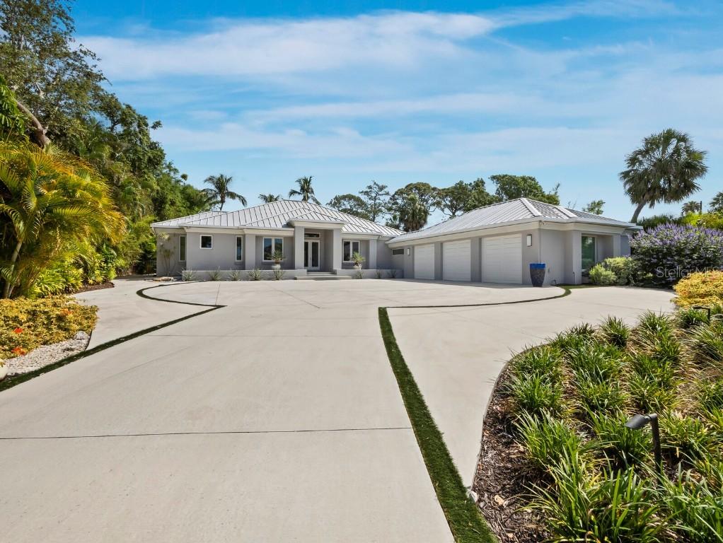 1909 Field Rd., Sarasota, FL 34231