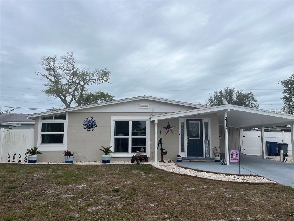 3212 Florida Blvd., Bradenton, FL 34207