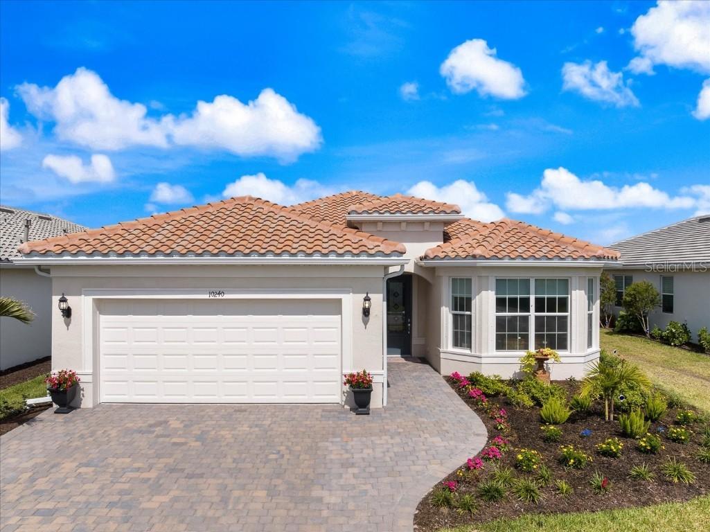 10240 Beach Dune Dr., Englewood, FL 34223