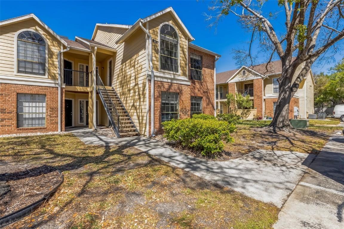 8714 Mallard Reserve Dr. #201, Tampa, FL 33614