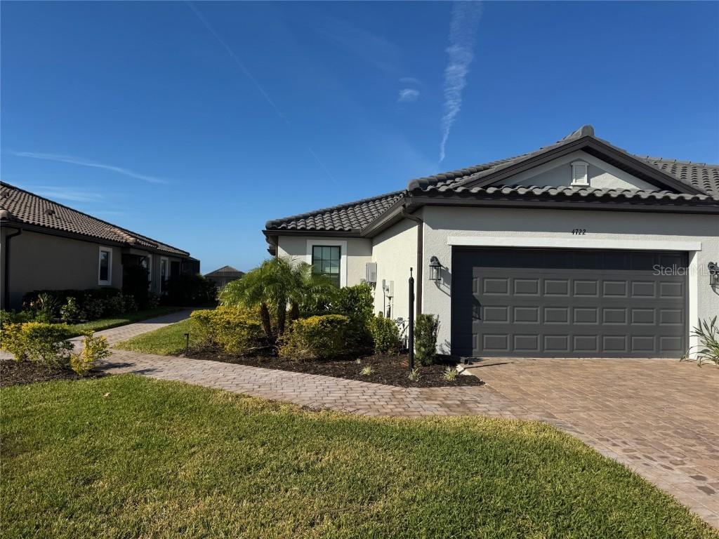 4722 Tortona Ct., Lakewood Ranch, FL 34211