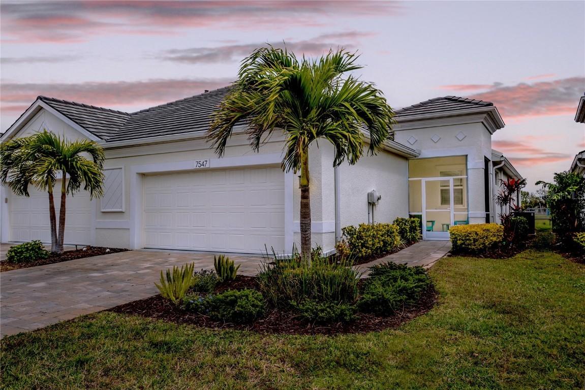 7547 Campus Cove, Sarasota, FL 34243
